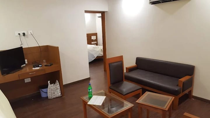 WhatsApp Image 2024-12-19 at 9.07.24 PM (5)